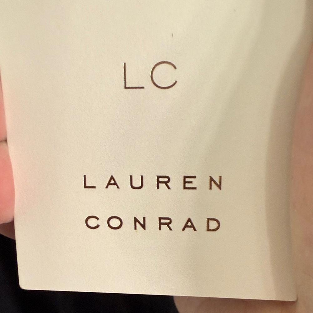LC Lauren Conrad Black V-Neck Flutter Sleeve Tee - Picture 3 of 5
